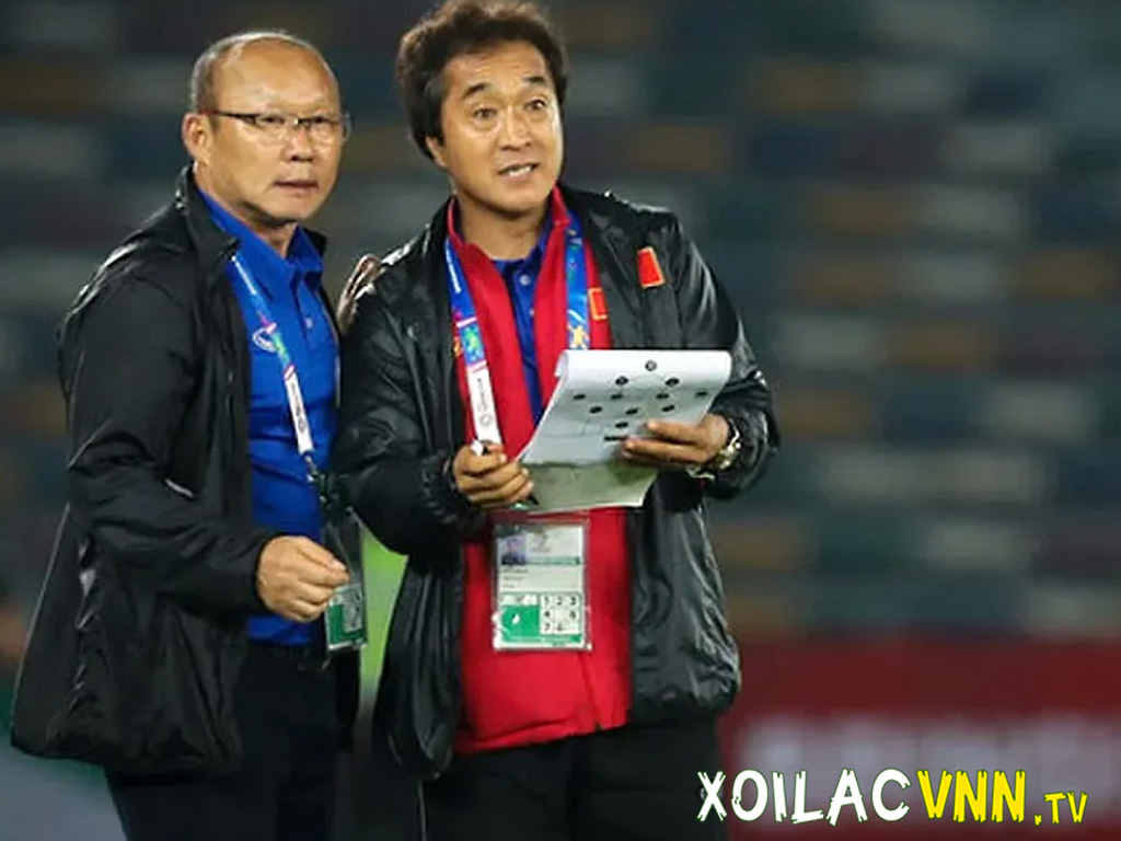 park-hang-seo-va-tro-ly