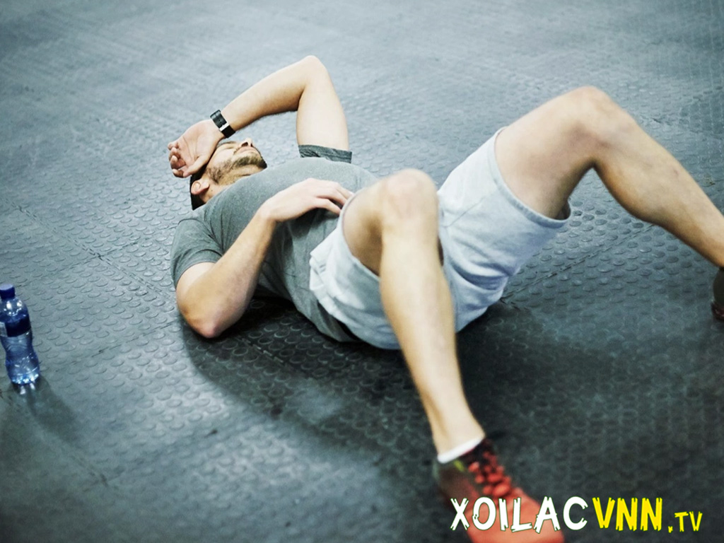 Tác hại tiềm ẩn của thể thao: Từ nhảy dây, chạy bộ đến tập gym