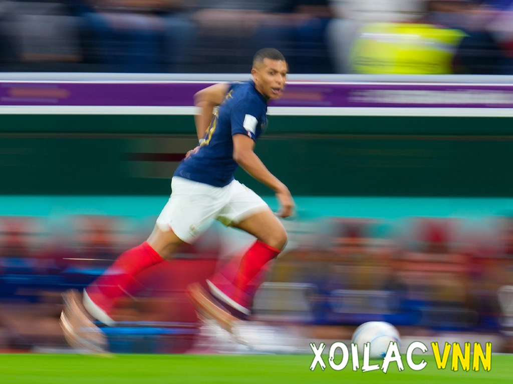 mbappe-co-nhung-pha-buc-toc-dang-so