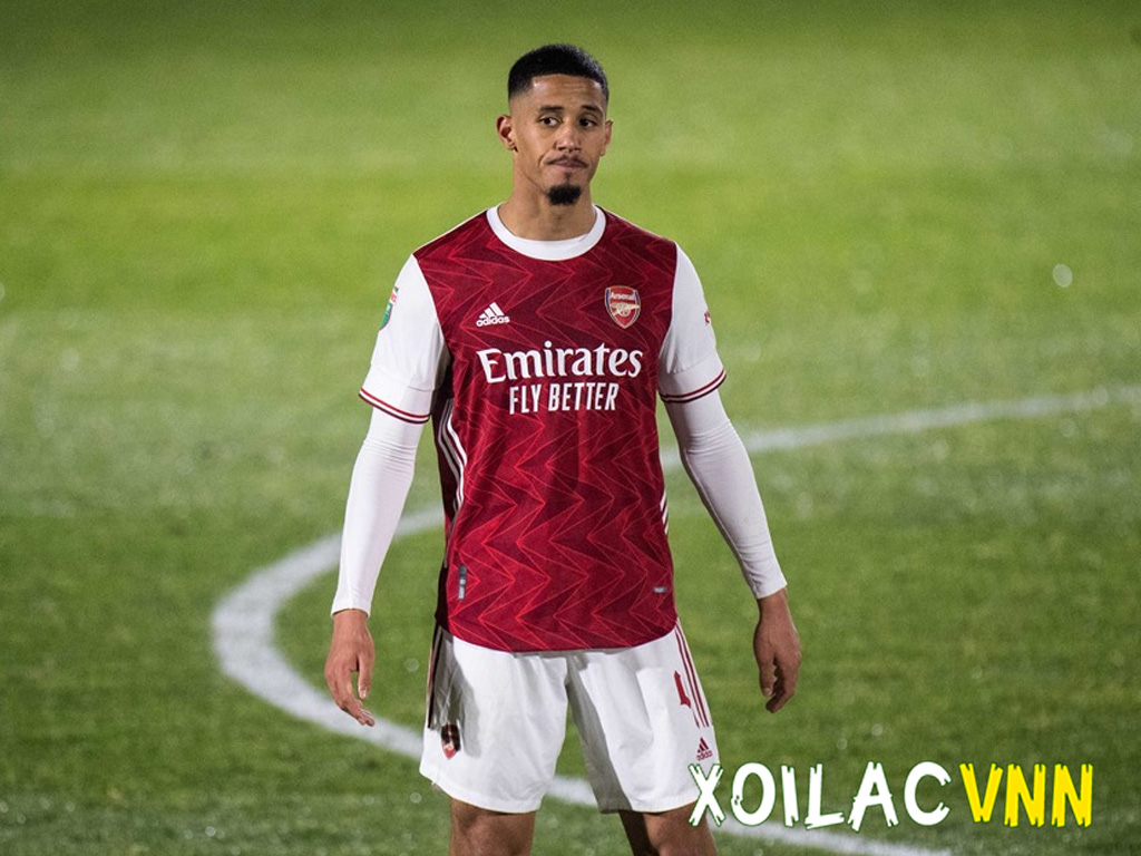 Top hậu vệ hay nhất thế giới: Những bức tường thép của bóng đá